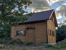 Domek całoroczny CRA8 – elegancki design i funkcjonalne wnętrze