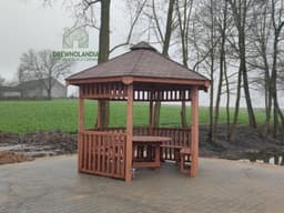 Jadwiga – drewniana altanka ogrodowa – sześciokątna konstrukcja