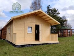 Domek letniskowy SM-1 - widok z boku