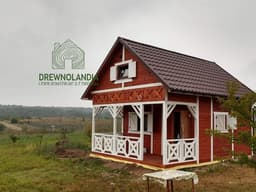 Domek drewniany ogrod
