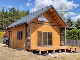 Dom CRA6 – całoroczny drewniany domek z antresolą