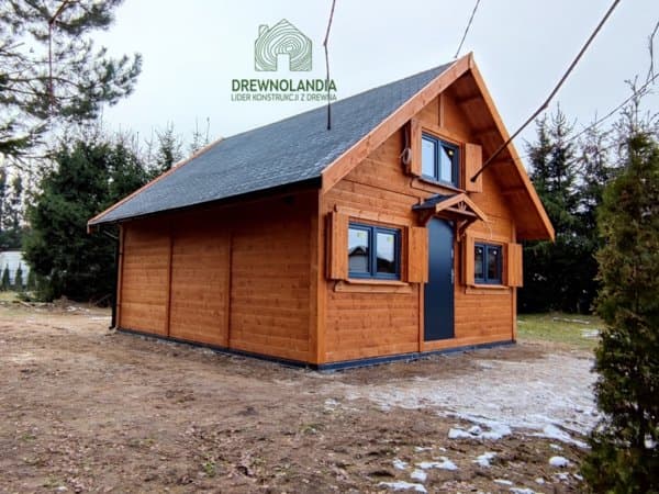 Domek drewniany CRA2 z antresolą – idealny na 30 m² przestrzeni