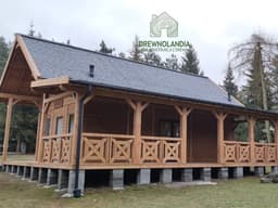 Domek CRK7 – drewniany, w stylu rekreacyjnym, przestronny