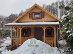 Macel II, 25m², domek drewniany z tarasem, nowoczesny projekt