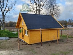 CRA1 Plus – całoroczny domek z drewna o wyjątkowym designie