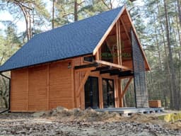 Praktyczny domek letniskowy Leon III z antresolą - idealny na rodzinne wakacje