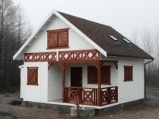 domek kanadyjski biały