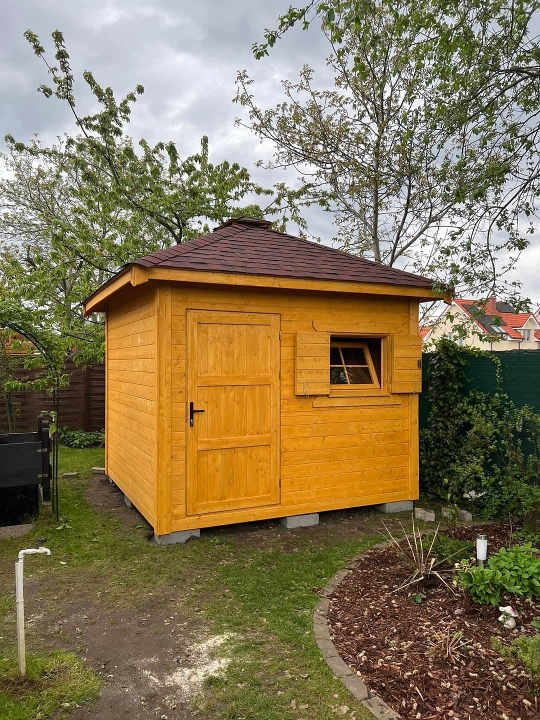 Domek narzędziowy z drewna Filip – 2x2m